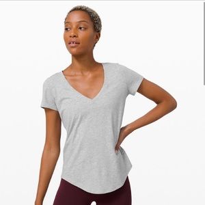 Lululemon Love V Tee Size 4